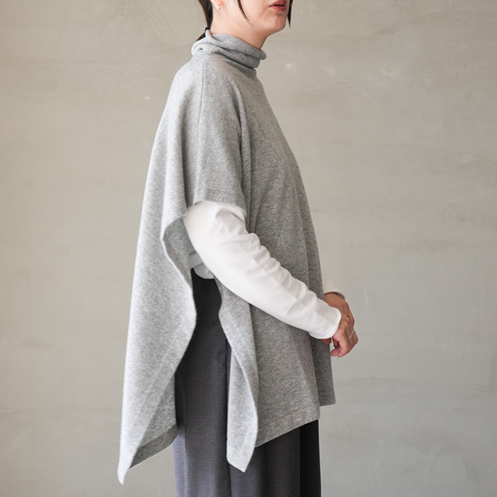 e263k141) / evam eva (エヴァムエヴァ) / cashmere poncho(カシミヤ