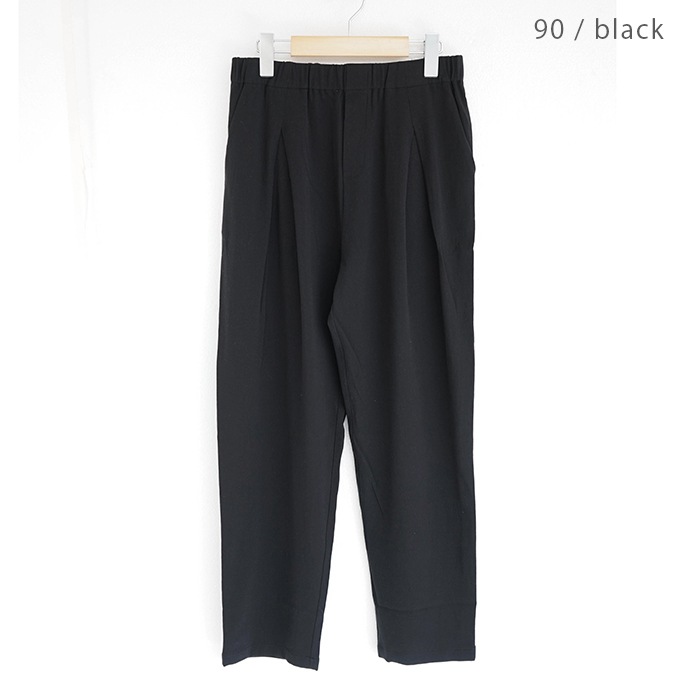 e221t086) / evam eva(エヴァムエヴァ) / cotton tuck pants