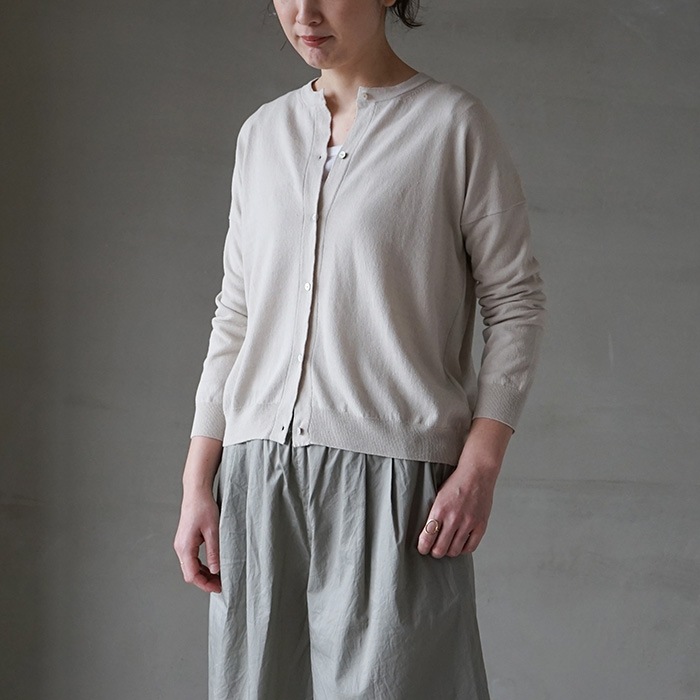 evam eva カシミヤカーディガン evameva (エヴァムエヴァ) Flannel cotton square cardigan トップス