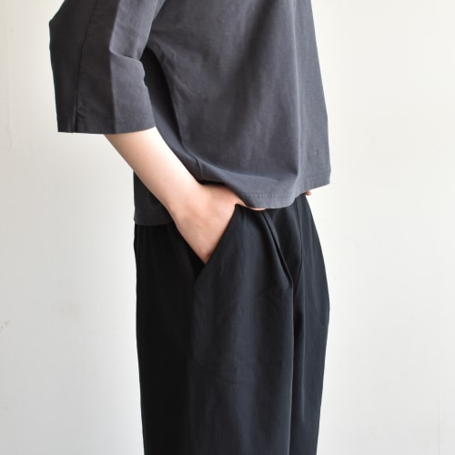 【美品】evam eva タックパンツ E201T011) / evam eva(エヴァムエヴァ) / cotton double tuckPT