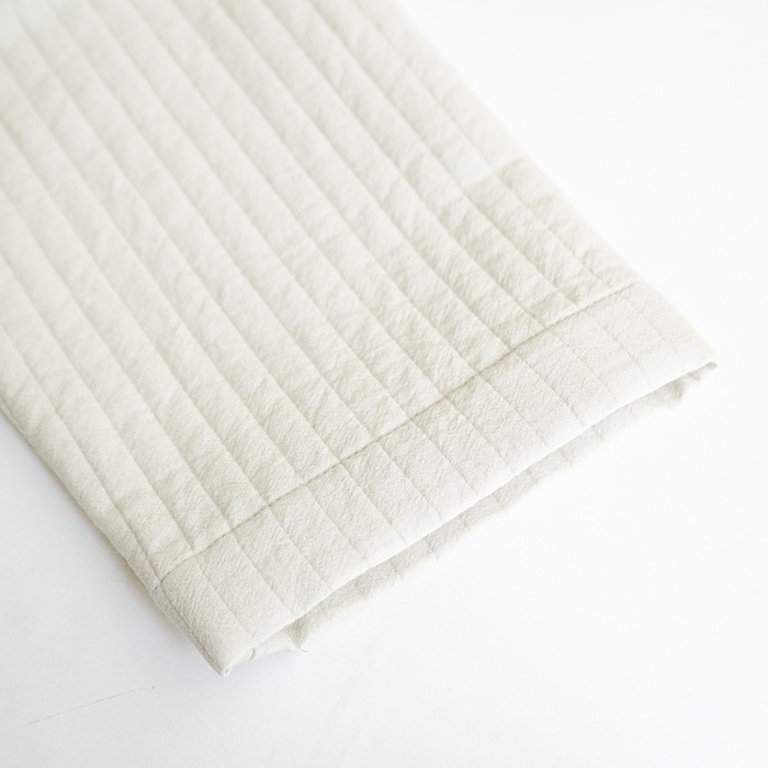 □（e233t107） / evam eva(エヴァムエヴァ) /quilting robe