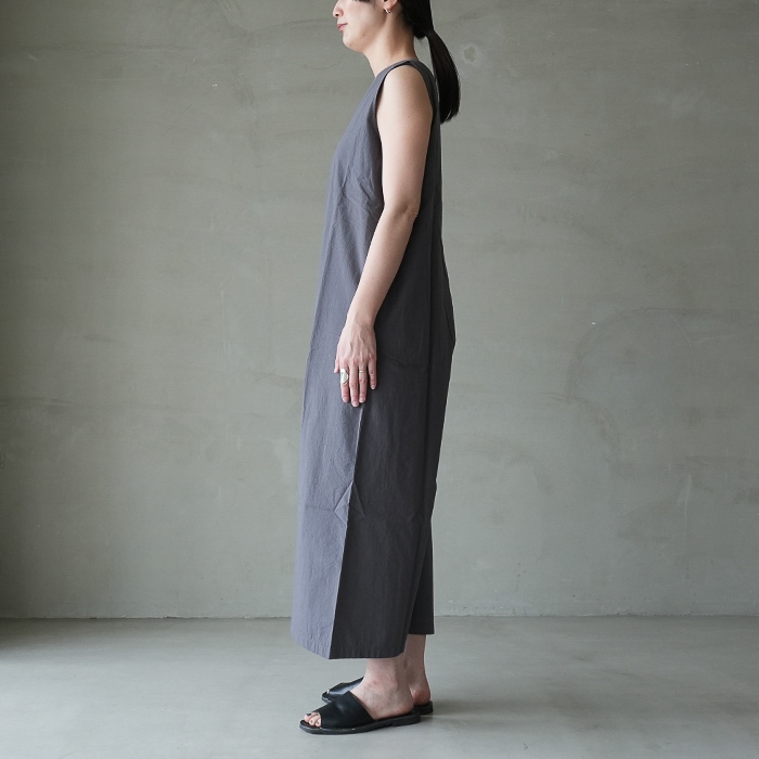 □(e261t129) / evam eva (エヴァムエヴァ) / cotton all-in-one