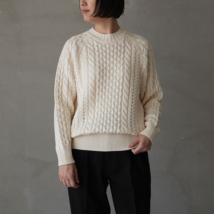 bn-24fl-035) / BATONER (バトナ―) / SOLID WOOL ARAN CREW NECK