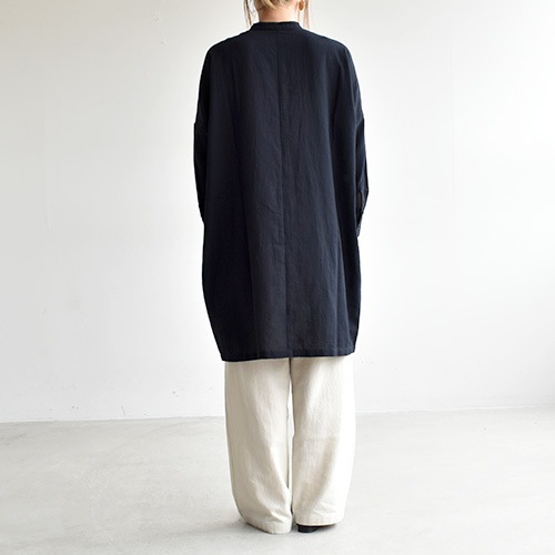 美品 evam eva エヴァムエヴァ コットンバンドカラーシャツ スミクロ 美品 evam eva エヴァムエヴァ コットンバンドカラーシャツ