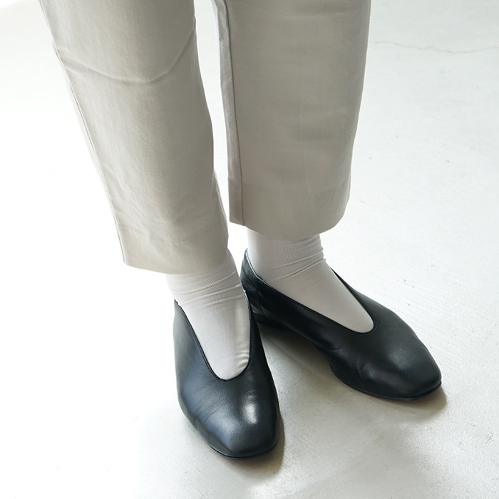 e223t122) / evam eva (エヴァムエヴァ) / wool tapered pants