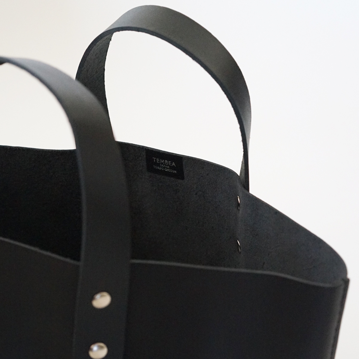 tmb-1841h) / TEMBEA(テンベア) / DELIVERY TOTE SMALL SHRINK LEATHER