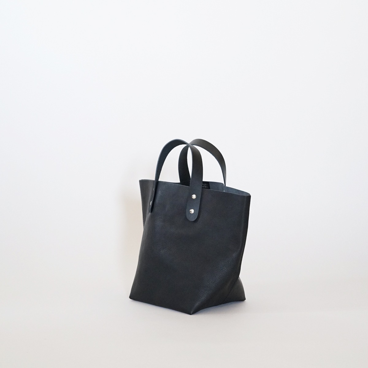 tmb-1841h) / TEMBEA(テンベア) / DELIVERY TOTE SMALL SHRINK