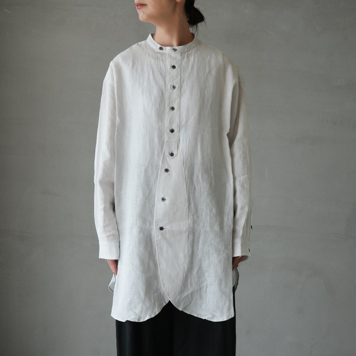 みー Vlas Blomme コルトレイクリネンロングスリーブTシャツ みー Vlas Blomme コルトレイクリネンロングスリーブTシャツ メンズ