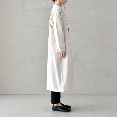 e211t006) / evam eva(エヴァムエヴァ) / tailored jacket (テーラード