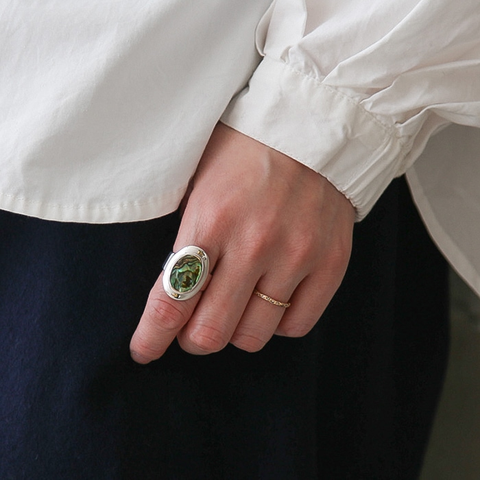 XOLO JEWELRY　Amulet Ring with Abalone L Amulet Ring with Abalone Shell – XOLO JEWELRY