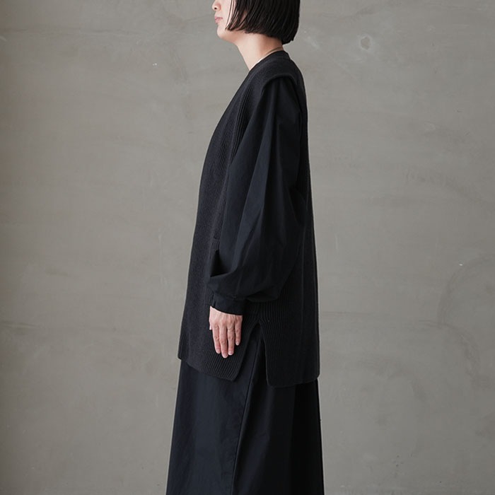 □（e243k151) / evam eva(エヴァムエヴァ) /wool aze vest (ウール