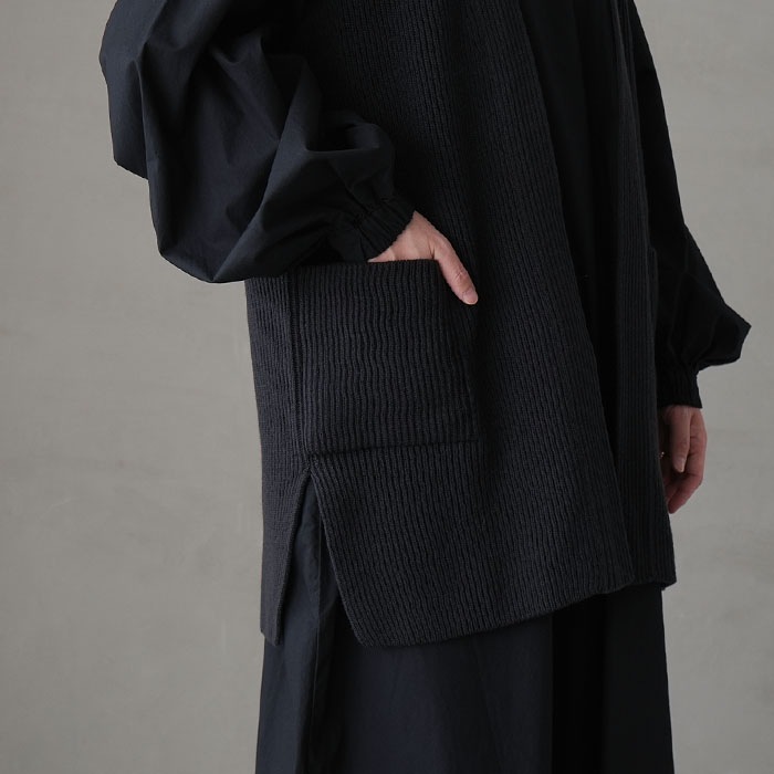 □（e243k151) / evam eva(エヴァムエヴァ) /wool aze vest (ウール