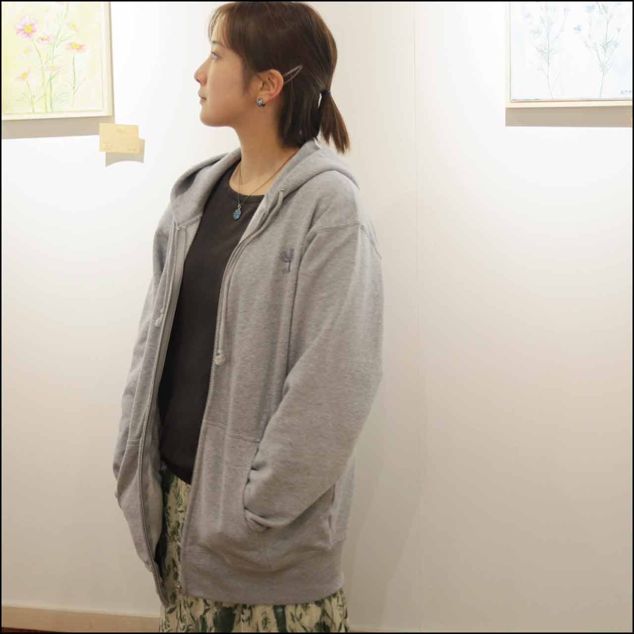 YUKIAKIURA HAKOBUne ジップパーカー