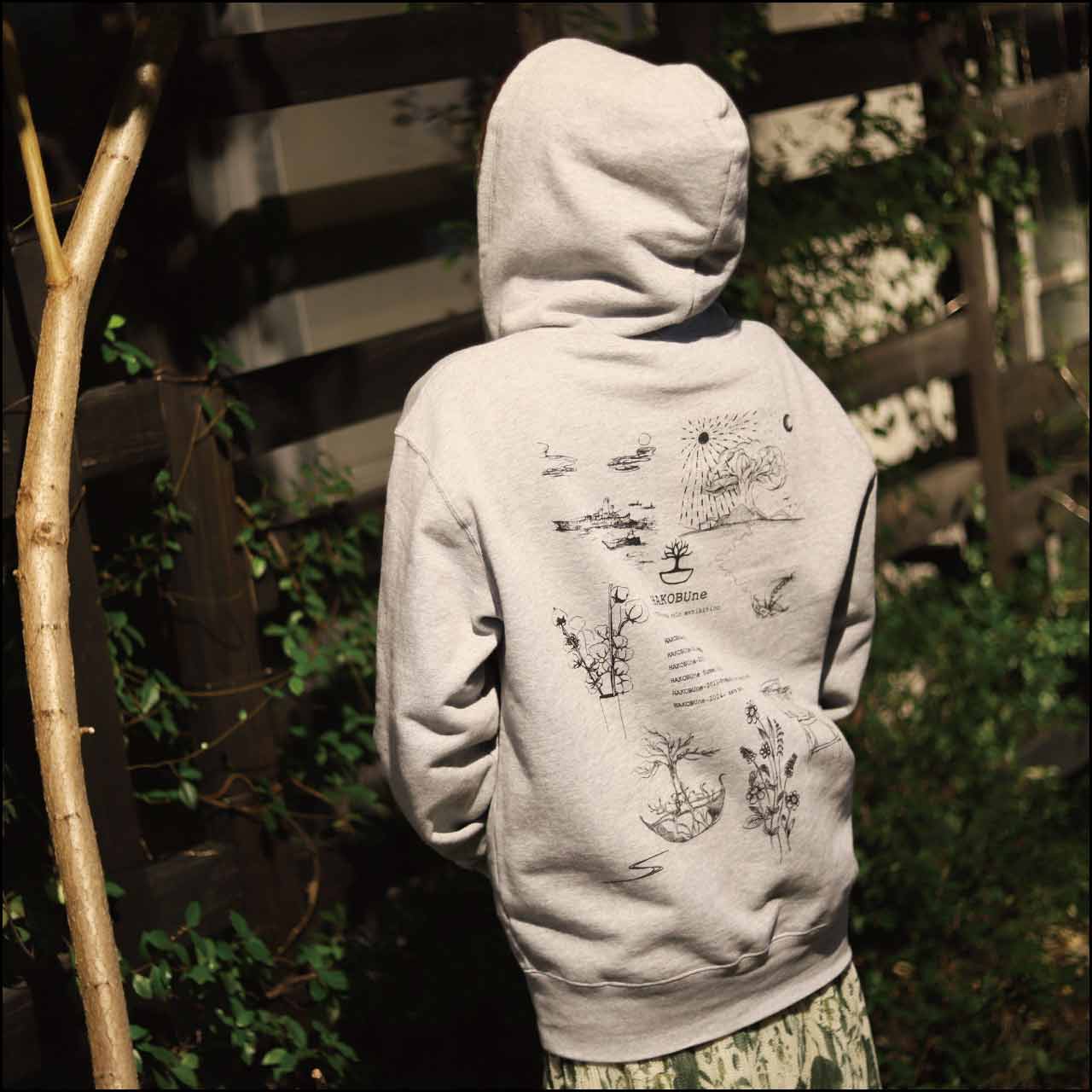 YUKIAKIURA HAKOBUne ジップパーカー