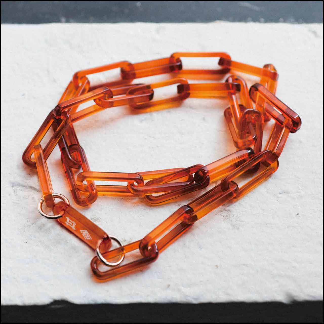 “ 宇宙友泳 “「エリア未来」マルチチェーン