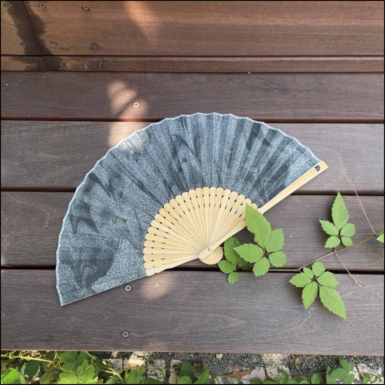 ミメーシスデザイン扇子