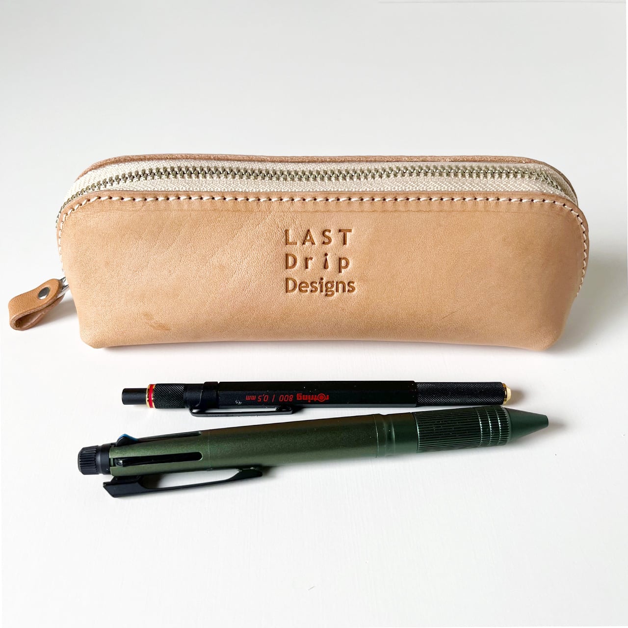 【 本ヌメ革 牛革 ファスナー ペンケース ノーマル 】 三角形 ペンケース ／ 筆箱 ・ cowhide カウハイド レザー 本革 ｜ 経年変化 おすすめ nfl hnd|本革｜ペンケース・筆箱|本