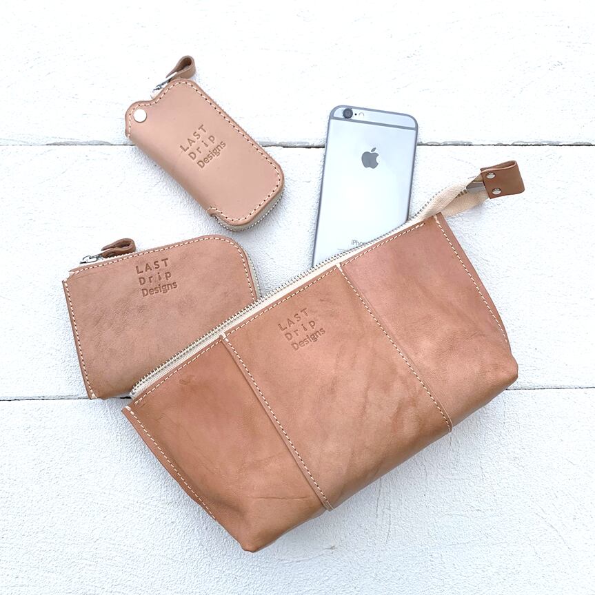 【 本ヌメ革 牛革 ファスナー ポーチ Mサイズ 】 パネルライン ZIP ポーチ ／ バッグインバッグ ・ cowhide カウハイド レザー 本革 ｜ 経年変化 おすすめ nfl hnd