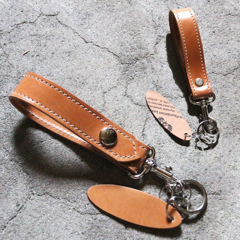 【 数量限定 コードバン シンプル ベルト キーホルダー 】ベルテッド キーチャーム / キーリング ・ cordovan 馬革 本革 | 経年変化 おすすめ nfl hnd