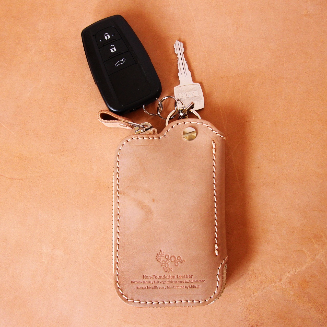 完売 次回無し 本ヌメ革 デットストック 馬革 ファスナー キーケース