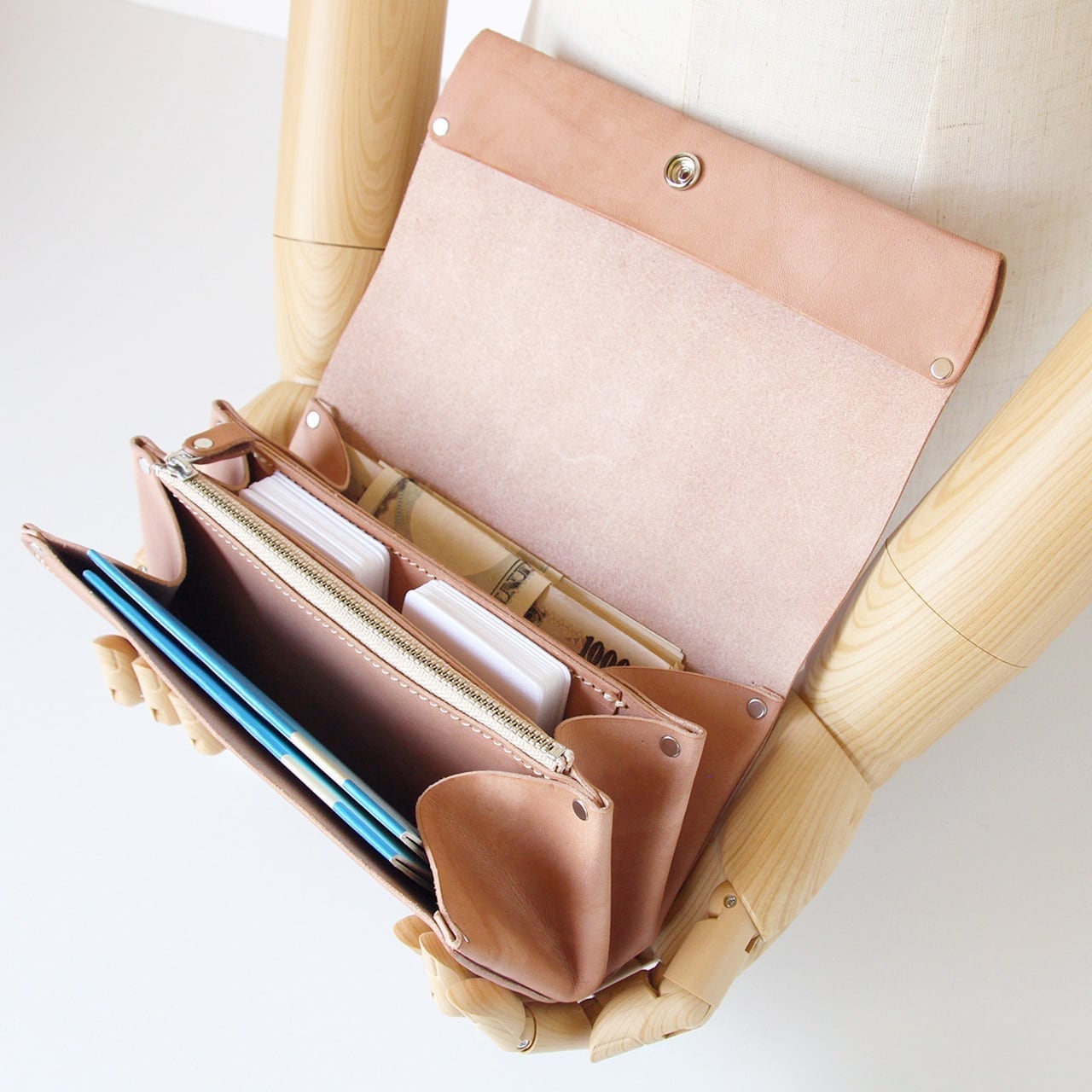 本ヌメ革 牛革 長財布 大容量 】 アコーディオン長財布 ／ 蛇腹財布