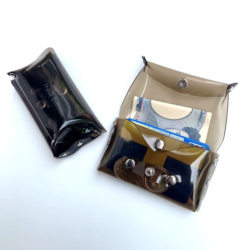 【 オーロラ ミニ財布 】 蓋がトレイになる メッセンジャー コンパクト財布 ／ クリア財布 ・ 虹色 防水 ビニール PVC ｜ フェス アウトドア レジャー おすすめ acp pst