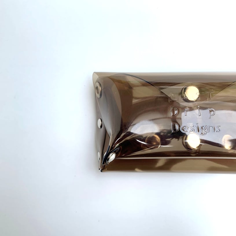 【 オーロラ ミニ財布 】 蓋がトレイになる メッセンジャー コンパクト財布 ／ クリア財布 ・ 虹色 防水 ビニール PVC ｜ フェス アウトドア レジャー おすすめ acp pst