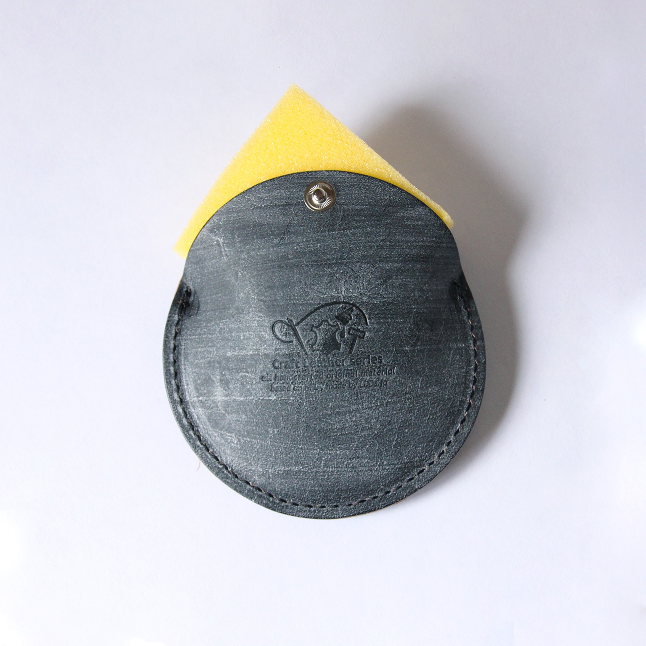 【 レザーケア クリーム 蝋引き革ポーチ 】 持ち歩き用 プチラナパー （ ブライドルレザー ポーチつき ） ／ Renapur レザーメンテナンス おすすめ ・ レザー 本革 ｜ 経年変化 おすすめ mnt pst