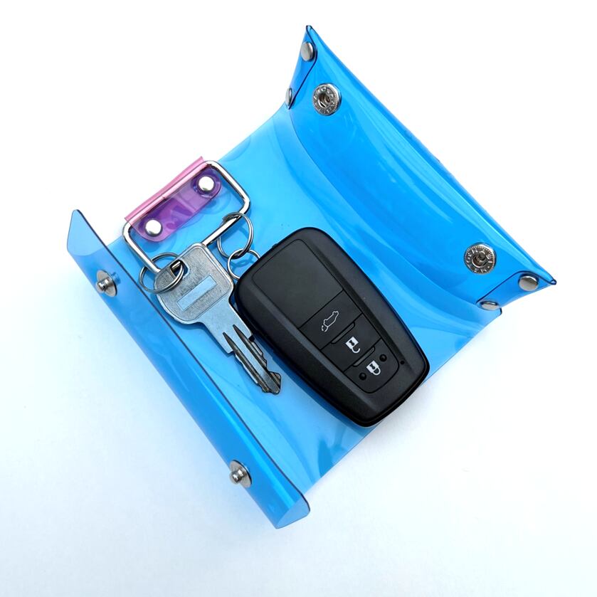 【 オーロラ 三つ折り キーケース 】 ダブルホック 3つ折り キーケース ／ スマートキー ・ 虹色 防水 ビニール PVC ｜ フェス アウトドア レジャー おすすめ acp pst