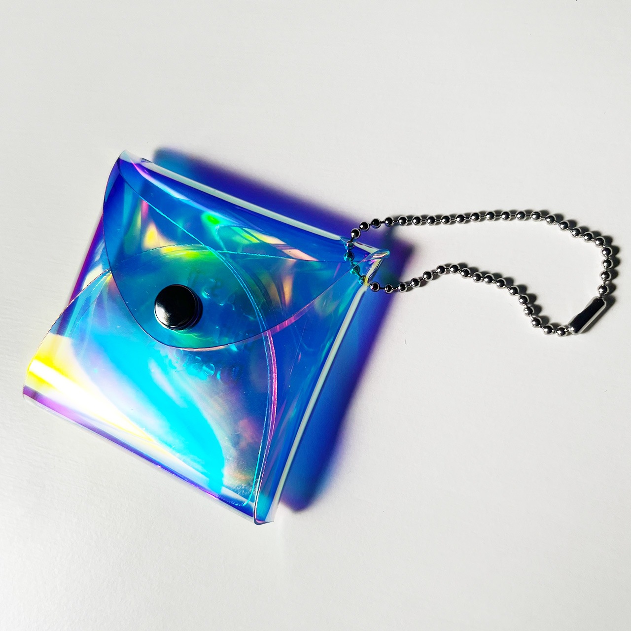 【 オーロラ airpods ケース 】 レター型 クリアポーチ ／ クリアケース イヤホン スマホ iphone ・ 虹色 防水 ビニール PVC ｜ フェス アウトドア レジャー おすすめ acp pst