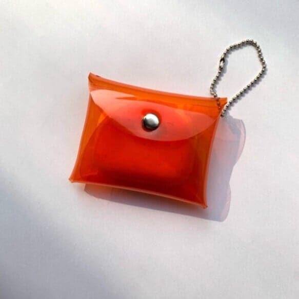 【 全11色 透明 airpods pro ケース 】 レター型 クリアケース / クリアポーチ イヤホン スマホ iphone ・ 防水 ビニール PVC | フェス アウトドア レジャー おすすめ acp pst