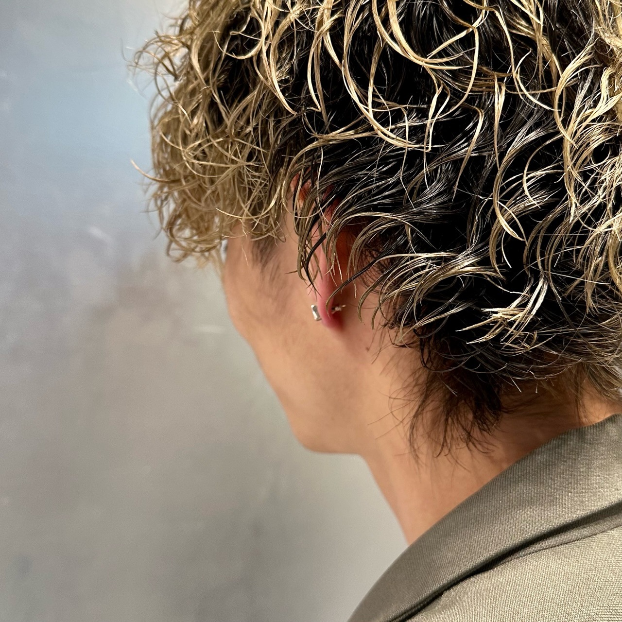 サーティーンアミュレットピアス《BDSE-013/K18P》の写真