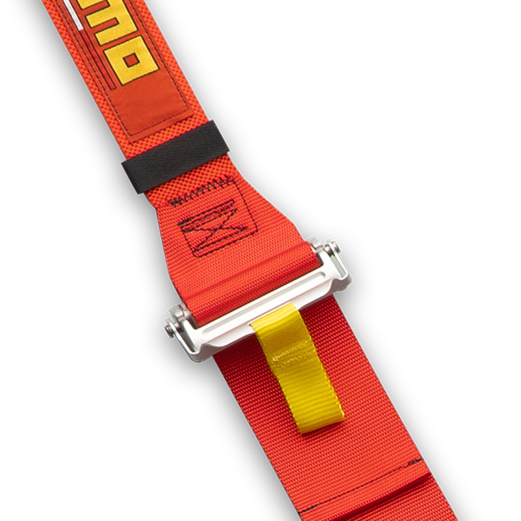 ��FIA8853-2016��ǧ��MOMO 6���������ȥ٥�� PRO DRIVER 6P(�ץ� �ɥ饤�С� 6P)