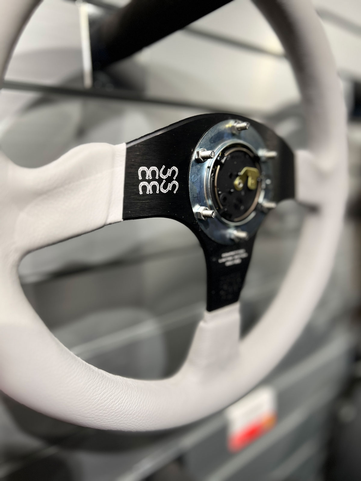 ��MOMO���ƥ����YEAR��ǥ��COMPETITION350 JAPAN LIMITED EDITION 2026