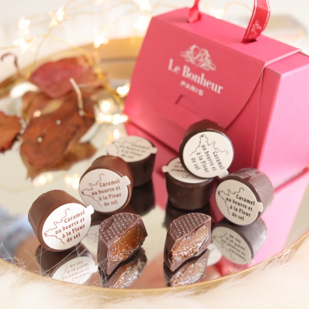 キャラッセルチョコレート 3粒（ビター2粒、ミルク1粒）