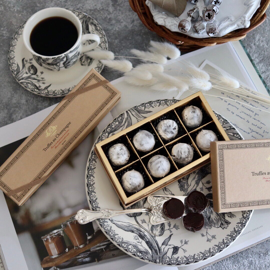 12月1日販売開始 フランス産 シャンパントリュフ 8粒入 シャンパントリュフ ル ボヌール パリス