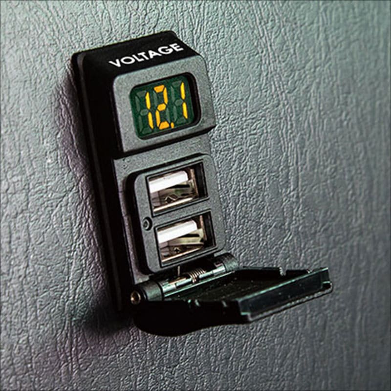 汎用VOLTAGE+USBポート4.8A