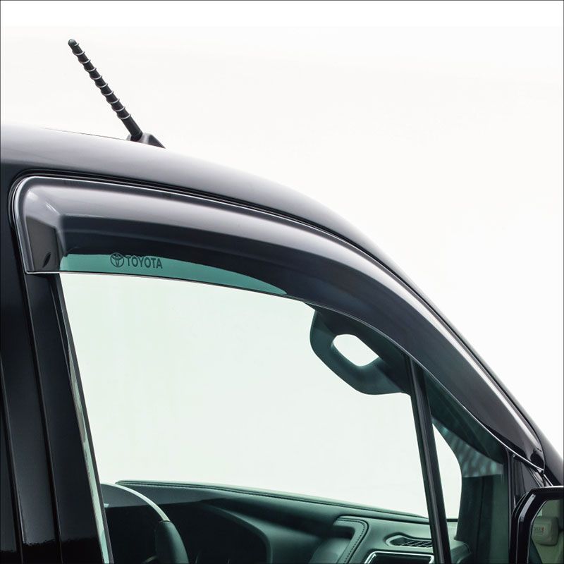 グランエース　TH TOYOTA ドアバイザー