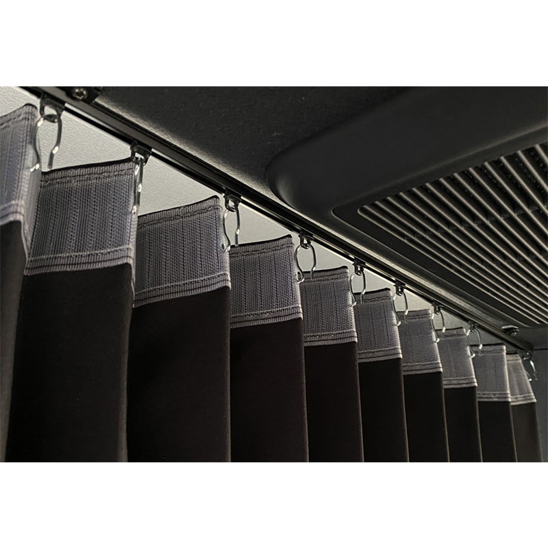 カーテンレール 分割タイプ