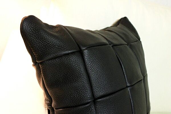クッション イタリア製 本皮 厚革 本皮 総革 革 総皮 皮 座布団 背当て ソファ ソファー シート 本革 本皮 cu3b-45-m099 ブラック ソファ おすすめ 家具 北欧 インテリア おしゃれ