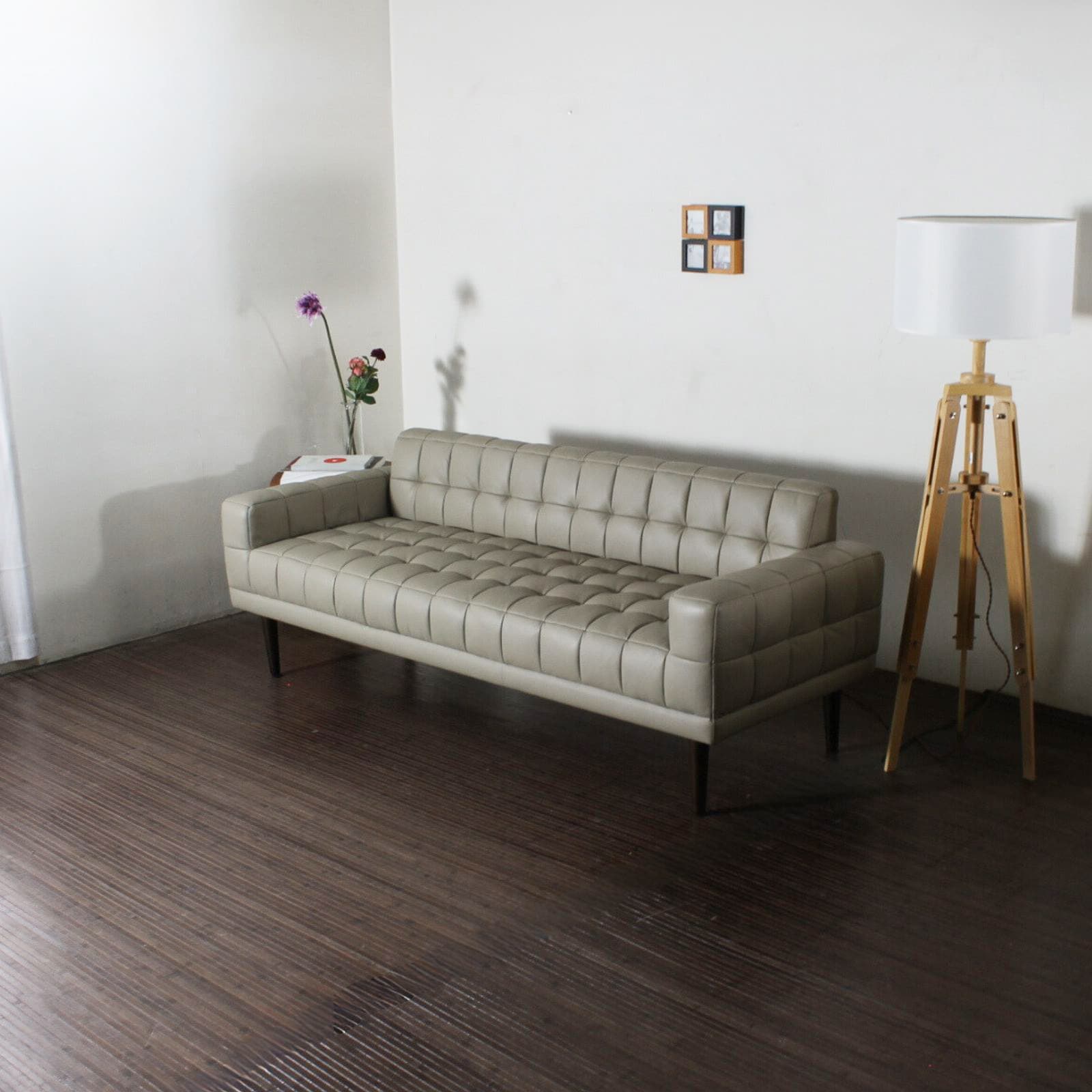 ソファ ソファー 革 レザー 本革 3人掛けソファ ダイニングソファ ラウンジソファ コンパクト ローバック 応接ソファ シンプル 会議室 オフィス 待合室 ロビー 黒 ブラック Lelax Quadro リラックス クアドロ 幅185cm 本革 半革 1mm厚