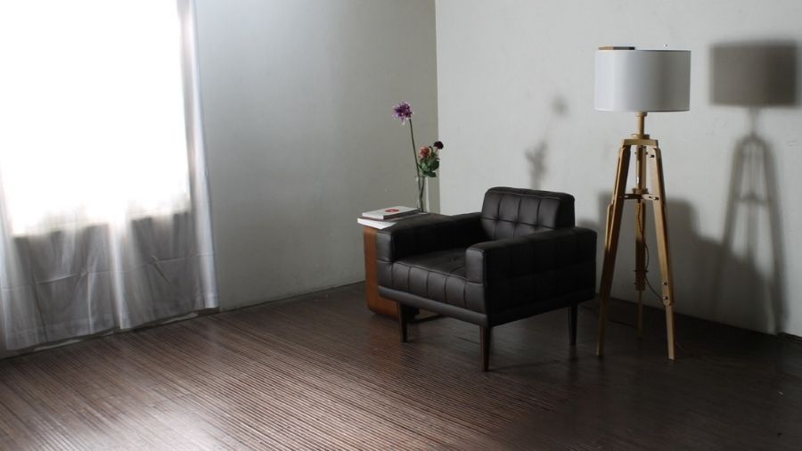 ソファ ソファー 革 レザー 本革 1人掛けソファ ダイニングソファ ラウンジソファ コンパクト ローバック シンプル 応接ソファ 会議室 オフィス 待合室 ロビー 黒 ブラック Lelax Quadro リラックス クアドロ 幅81cm 本革 半革 1mm厚