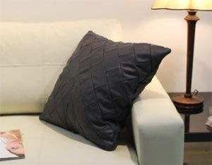 クッション イタリア製 本皮 本皮 総革 革 総皮 皮 座布団 背当て ソファ ソファー シート 本革 本皮 cu2-55-750 パープル  ソファ おすすめ 家具 北欧 インテリア おしゃれ