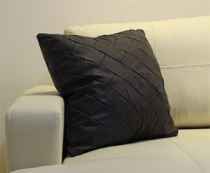 クッション イタリア製 本皮 本皮 総革 革 総皮 皮 座布団 背当て ソファ ソファー シート 本革 本皮 cu2-55-750 パープル  ソファ おすすめ 家具 北欧 インテリア おしゃれ