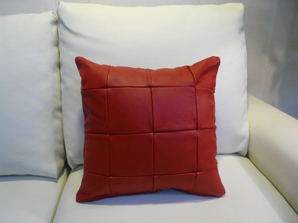 クッション イタリア製 本革クッション/クッション 本革/クッション/総革クッション/背当て/座布団 革/座布団 皮/ソファ クッションcu3B-35-880 レッド  ソファ おすすめ 家具 北欧 インテリア おしゃれ 人気