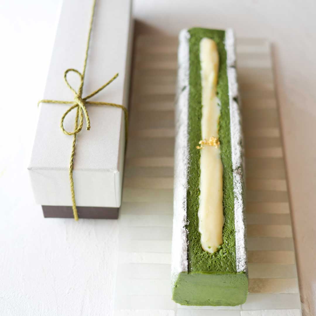 宇治抹茶のテリーヌ ロング　　　　　オリジナル抹茶 万丈の蒼使用