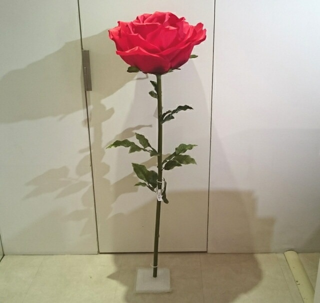 ビッグローズ（大）　レッド　【薔薇雑貨　ローズ雑貨　造花　大きい薔薇　オブジェ　ギフト　パーティー　贈り物　プレゼント　バラ】