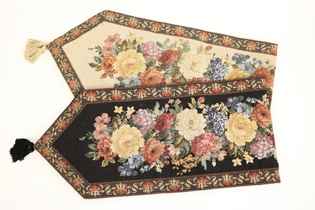【メール便可】ゴブラン織りテーブルランナー（３２×１９０センチ）　【薔薇雑貨　ローズ　レース　テーブルセンター　テーブルクロス　ランチョンマット】