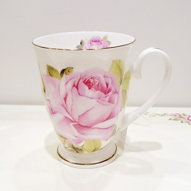 ボーンチャイナ　マグカップ　【薔薇雑貨　ローズ雑貨　テーブルウェア　陶器　ティーセット　洋食器】