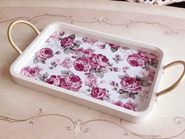 トレー（表面防水加工）　ルーシー　【薔薇雑貨　ローズ雑貨　姫系雑貨　インテリア雑貨　トレイ　お盆】